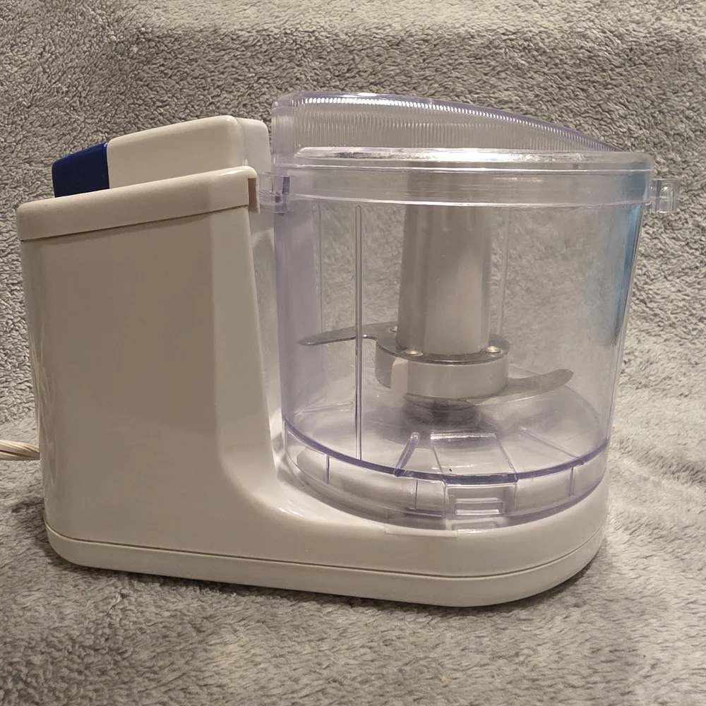 Pillsbury White‎ Mini Chopper